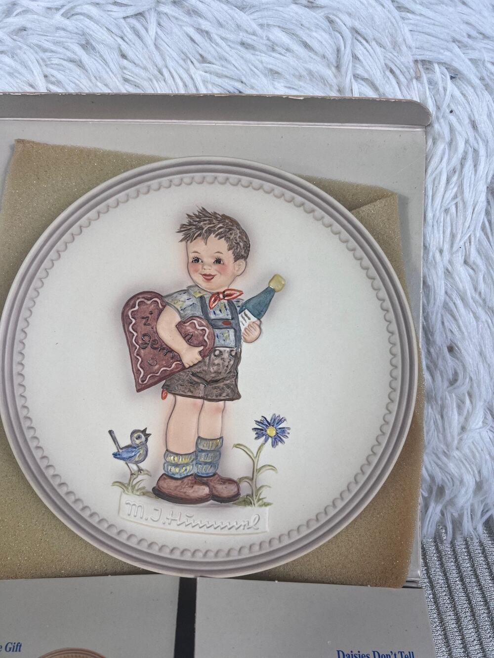 Vintage Goebel Hummel Valentine Joy 1987 Plate Hum 737 W Germany Box Collectors